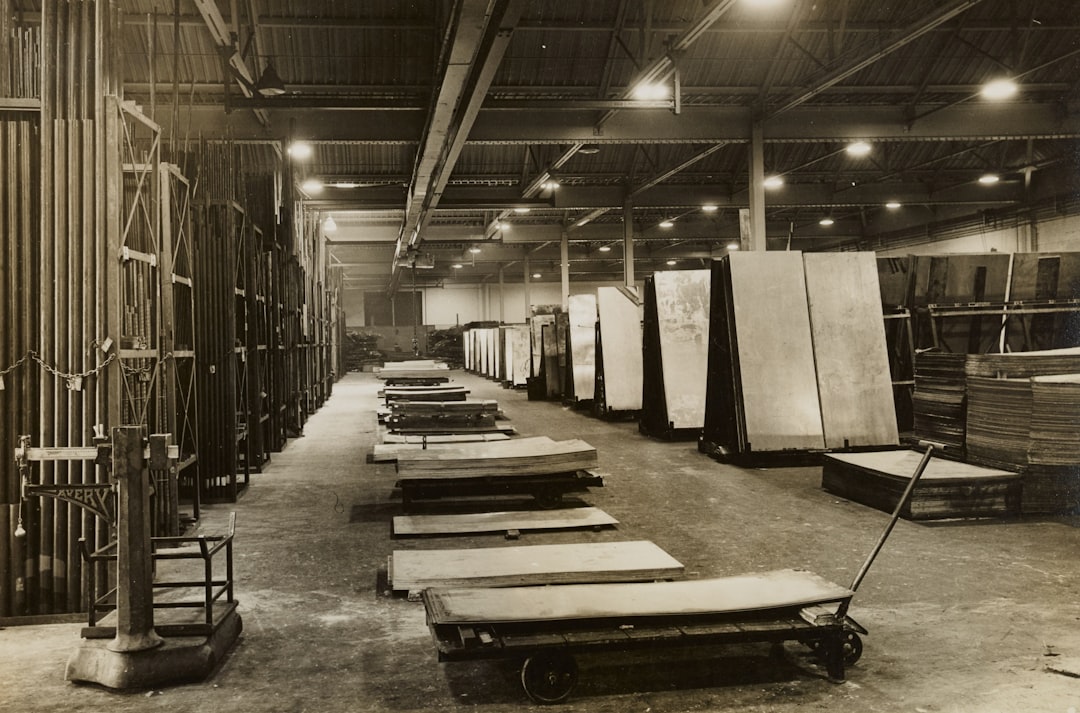 Warehouse staffing trends